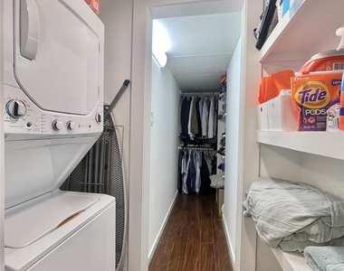 412 Pacific Street - Photo Thumbnail 10