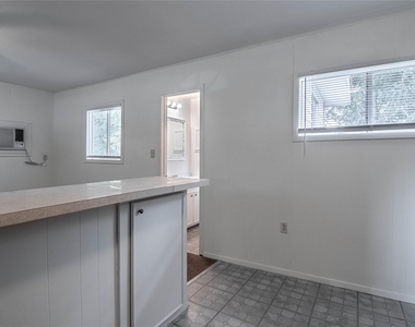 137 Lee Lane - Photo Thumbnail 7