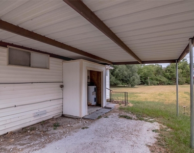 137 Lee Lane - Photo Thumbnail 12
