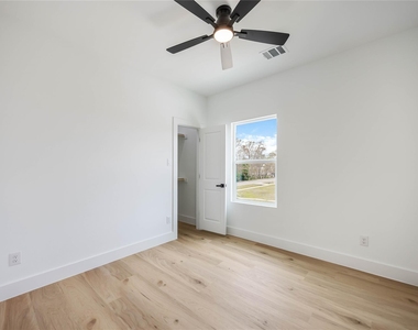 4804 Carmen Street - Photo Thumbnail 17