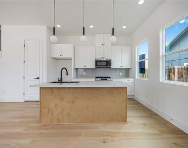 4804 Carmen Street - Photo Thumbnail 8