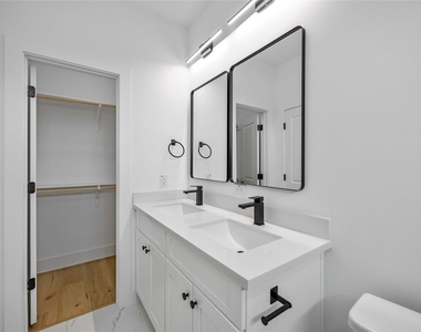 4804 Carmen Street - Photo Thumbnail 21