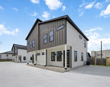 4804 Carmen Street - Photo Thumbnail 1