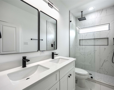 4804 Carmen Street - Photo Thumbnail 20
