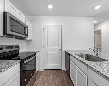 14659 New Village Drive - Photo Thumbnail 9