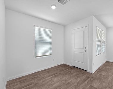 14659 New Village Drive - Photo Thumbnail 12