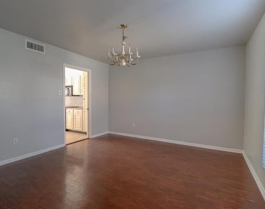 5725 Townhouse Lane - Photo Thumbnail 1