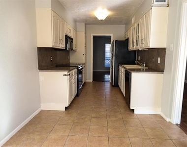 5725 Townhouse Lane - Photo Thumbnail 5