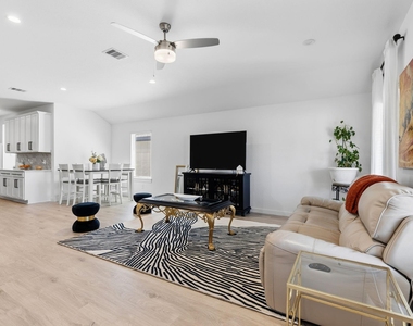 31714 Melkridge Drive - Photo Thumbnail 16