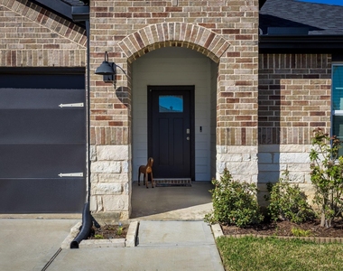 31714 Melkridge Drive - Photo Thumbnail 1