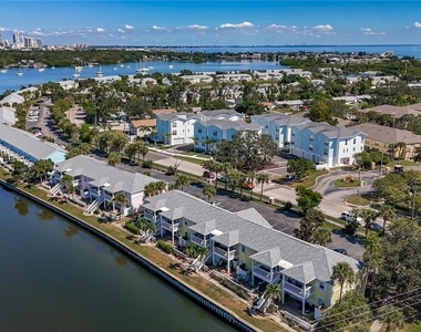 3893 Pompano Drive Se - Photo Thumbnail 20