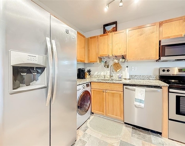 3893 Pompano Drive Se - Photo Thumbnail 3