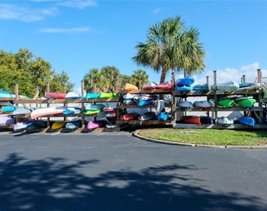 3893 Pompano Drive Se - Photo Thumbnail 16