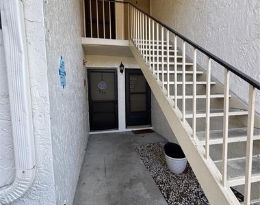 109 Pine Court - Photo Thumbnail 5