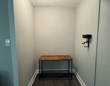 109 Pine Court - Photo Thumbnail 27