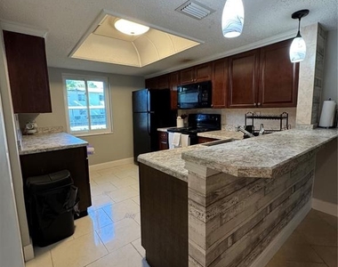 109 Pine Court - Photo Thumbnail 20
