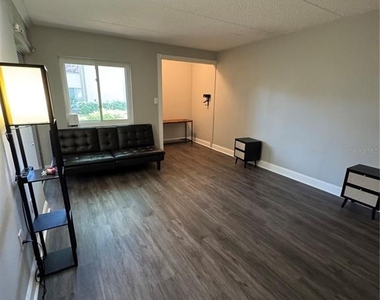 109 Pine Court - Photo Thumbnail 24
