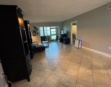 109 Pine Court - Photo Thumbnail 8