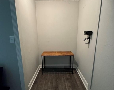 109 Pine Court - Photo Thumbnail 28