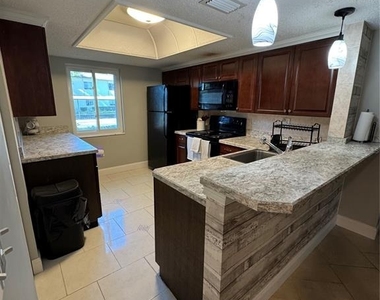 109 Pine Court - Photo Thumbnail 19