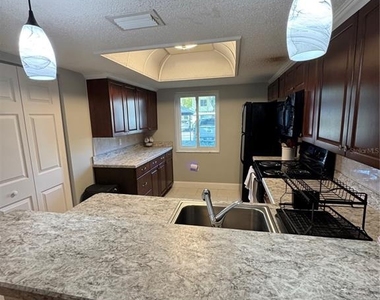 109 Pine Court - Photo Thumbnail 17