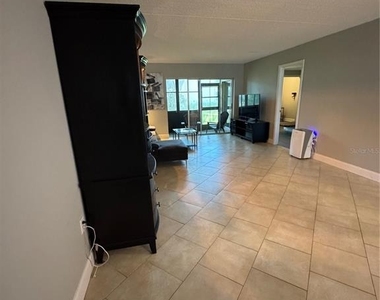109 Pine Court - Photo Thumbnail 7