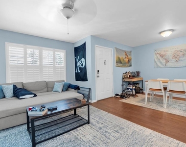 5440 S Macdill Avenue - Photo Thumbnail 2