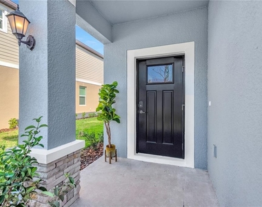 6032 Shiner Street - Photo Thumbnail 7