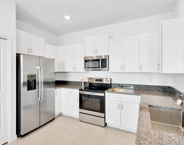 6032 Shiner Street - Photo Thumbnail 14