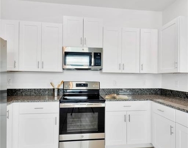 6032 Shiner Street - Photo Thumbnail 18