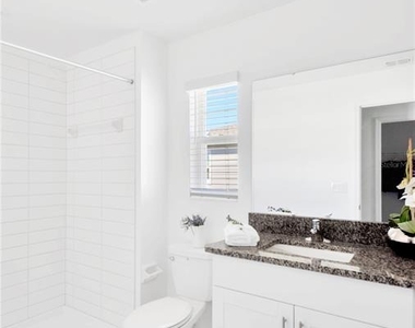 6032 Shiner Street - Photo Thumbnail 31