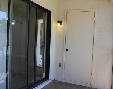 3345 Crystal Court E - Photo Thumbnail 6