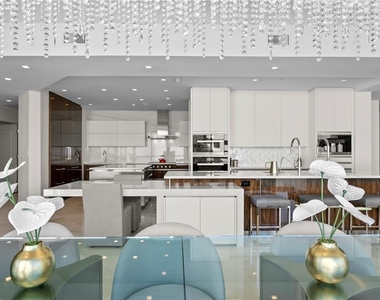 450 Knights Run Avenue - Photo Thumbnail 19