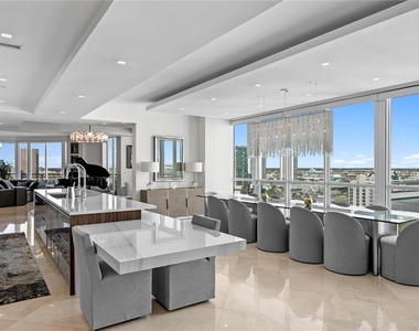 450 Knights Run Avenue - Photo Thumbnail 26