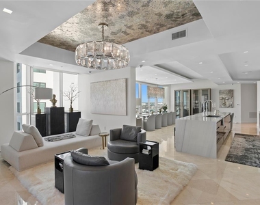 450 Knights Run Avenue - Photo Thumbnail 11