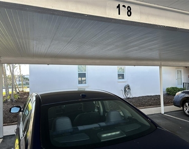 7625 Sun Island Drive S - Photo Thumbnail 38
