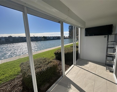 7625 Sun Island Drive S - Photo Thumbnail 26