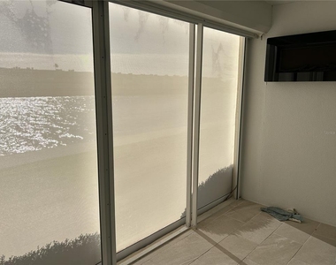 7625 Sun Island Drive S - Photo Thumbnail 33