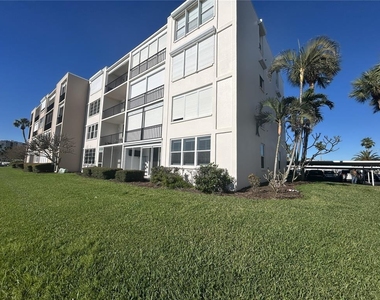 7625 Sun Island Drive S - Photo Thumbnail 30