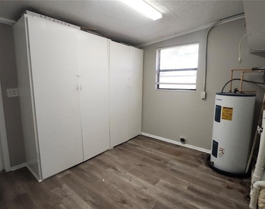 908 Westmore Avenue - Photo Thumbnail 13