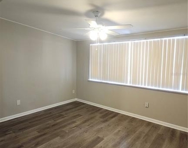 908 Westmore Avenue - Photo Thumbnail 4