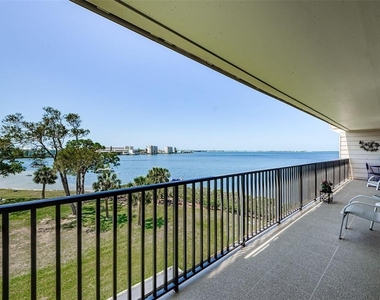 2700 Bayshore Boulevard - Photo Thumbnail 15