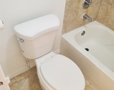 7900 S Orange Blossom Trail - Photo Thumbnail 12