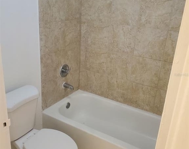 7900 S Orange Blossom Trail - Photo Thumbnail 11
