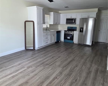 2825 Nicole Avenue - Photo Thumbnail 3