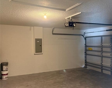 405 Francisco Way - Photo Thumbnail 28