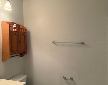 405 Francisco Way - Photo Thumbnail 18