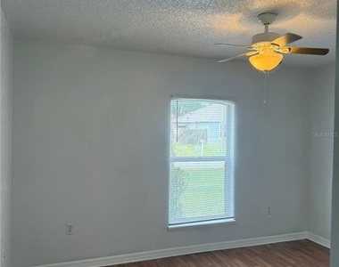 405 Francisco Way - Photo Thumbnail 8