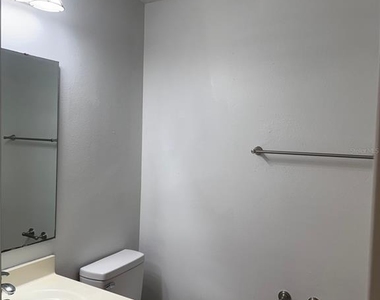 405 Francisco Way - Photo Thumbnail 25