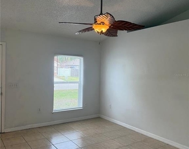 405 Francisco Way - Photo Thumbnail 6